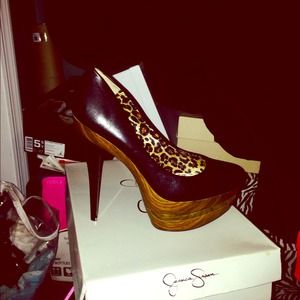 Wooden platform Shoe by Jessica Simpson