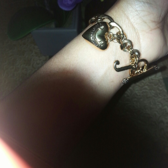 Brand new Juicy Couture bracelet in original box - Picture 2 of 4