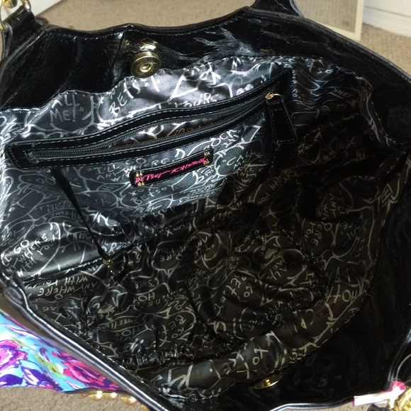 Betsey Johnson large purse - Picture 2 of 4
