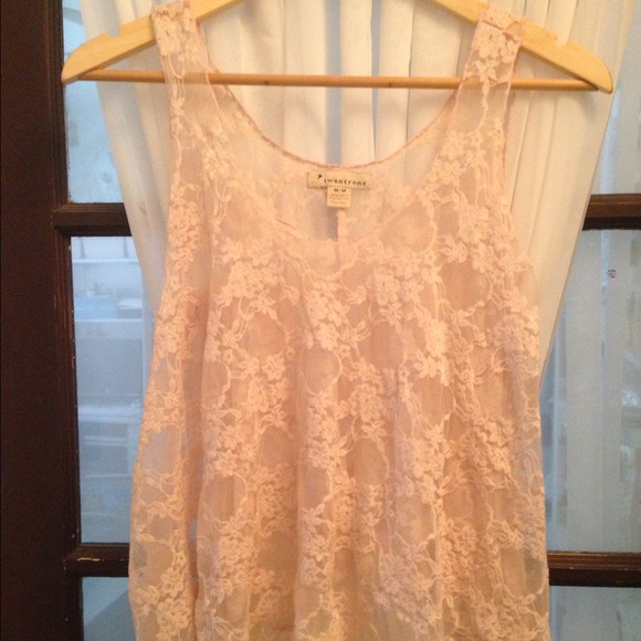 Forever 21 lace dressy top