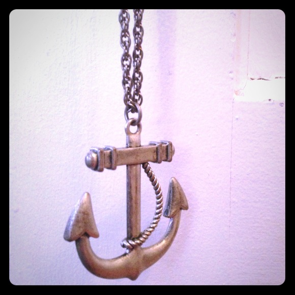Long chain anchor silver necklace