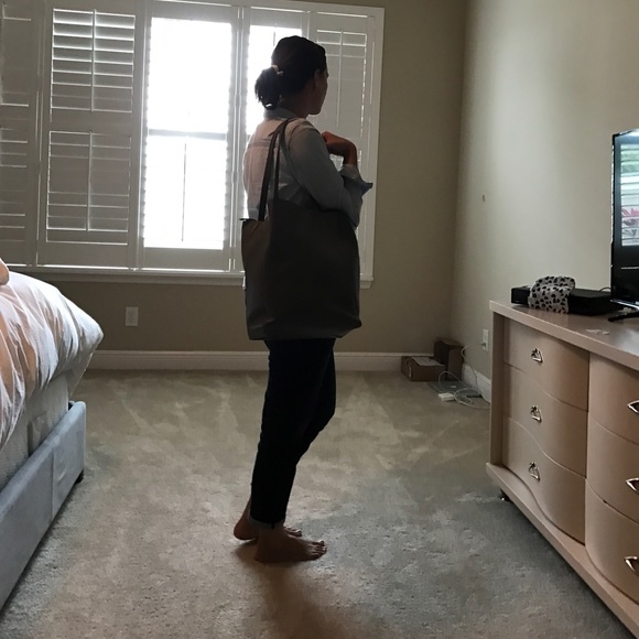 Small cabas phantom gray celine tote! - Picture 7 of 8