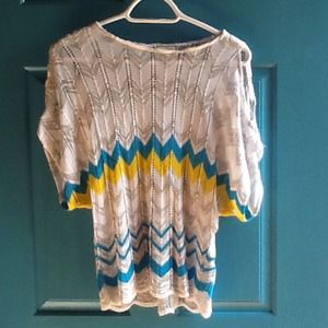 Shoulder Cut Out Summer. Top!