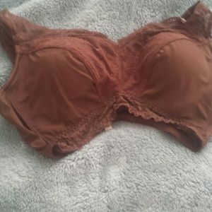 Rhonda Shear Pin Up Lace Leisure Bra