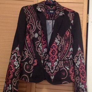 Very classy multi color blazer