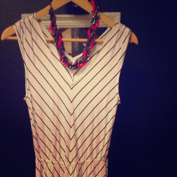 Banana Black and White Maxi Dress