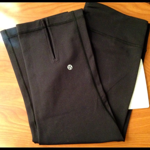 Lululemon athletic work out capris NWT