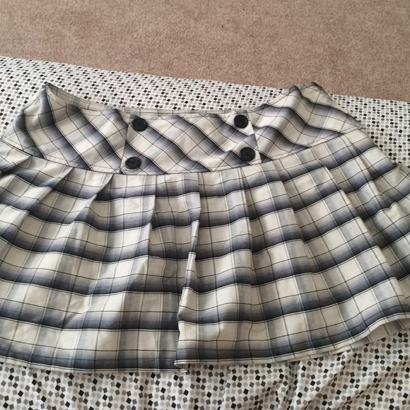 White plaid "schoolgirl" miniskirt