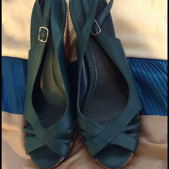 Teal Wedges Size 10 - Picture 3 of 4