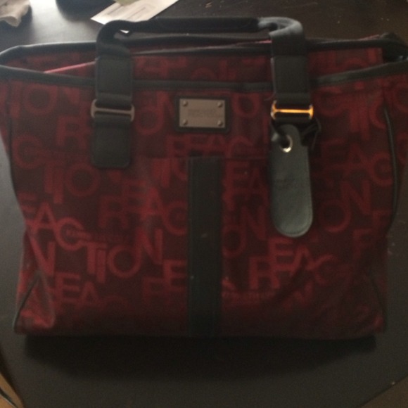 Kenneth Cole reaction tote.. Great for work! - Picture 1 of 1