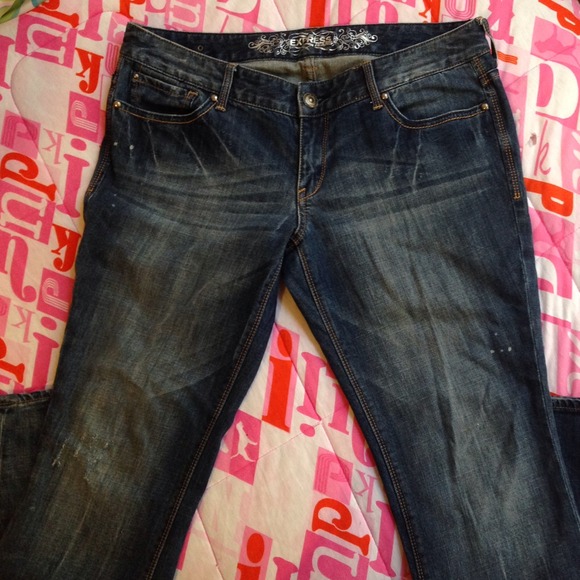 Express barely boot jean