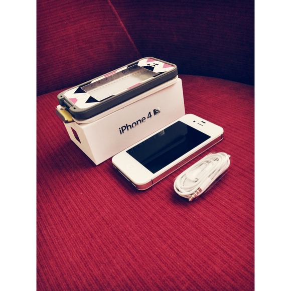 ❌❤️SOLD❤️❌iPhone 4s - Picture 2 of 2