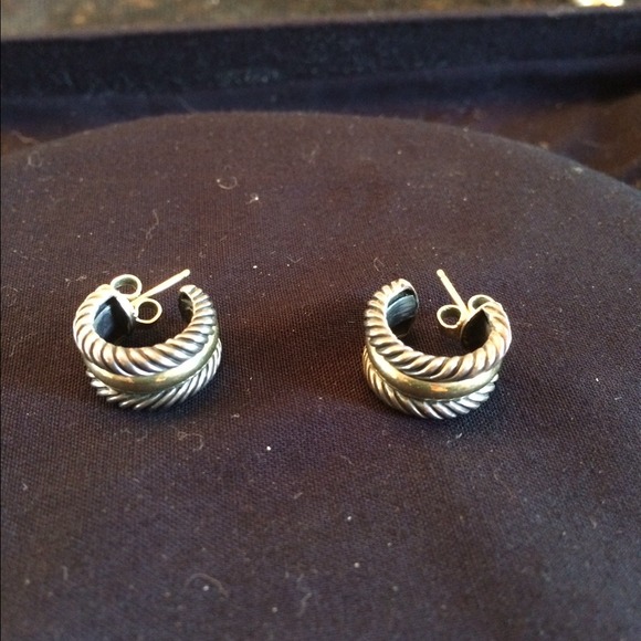 SOLD IN BUNDLE Auth David Yurman Cable Earrings