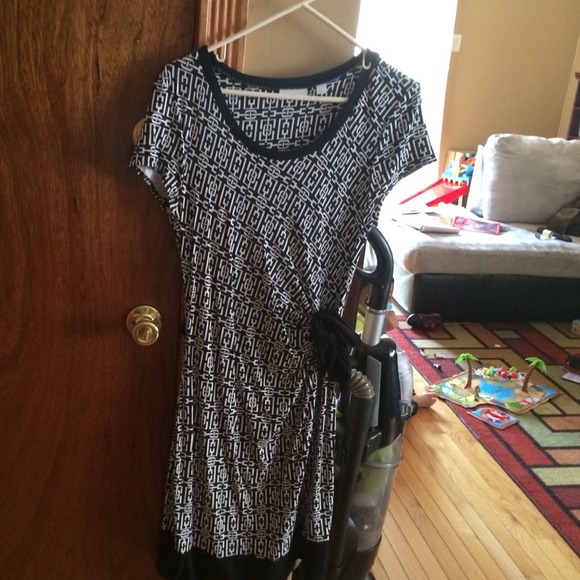 NY&CO dress..