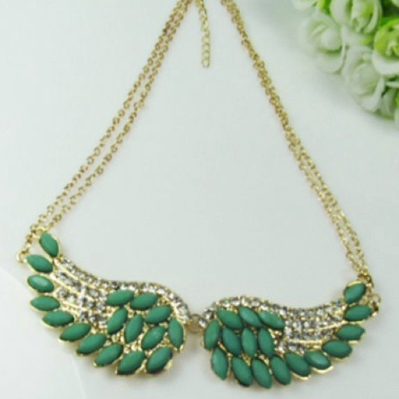 Green Rhinestone Angel Wing Choker Bib statement