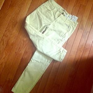 YELLOW ZARA STRETCHY JEANS