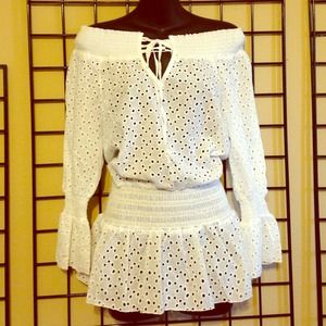 Santoori Women's Eyelet White Peasant top (sm 6)