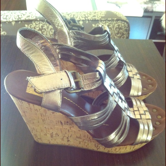 Dolce Vita Metallic Wedges