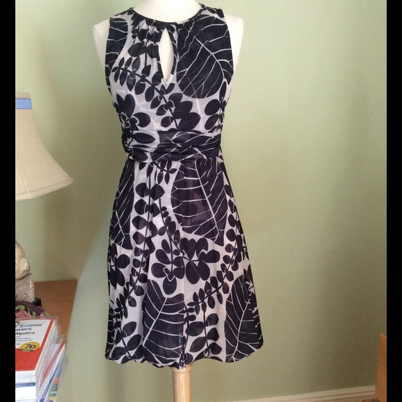 Black and white keyhole bubble dress, size medium