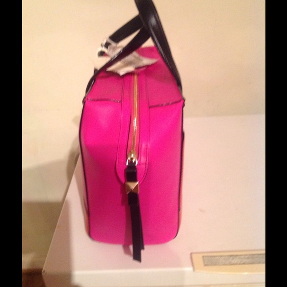 Authentic Kate Spade - Picture 3 of 4