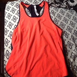 Lululemon tank