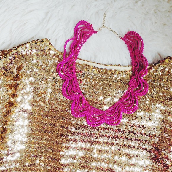 S🚫LD || Fuchsia Necklace