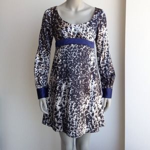 Printed shift dress