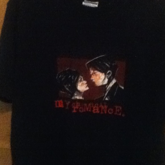 Cool MCR band t-shirt!!😝