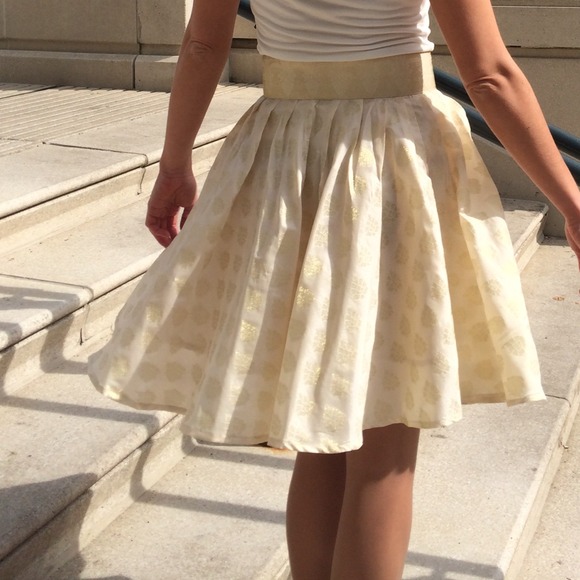 Statement skirts www.poshskirts.com - Picture 2 of 3