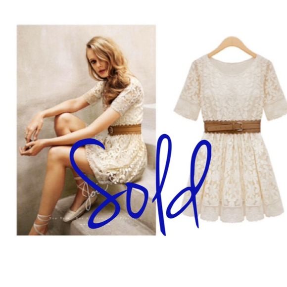 ❌SOLD❌Vintage like mini lace dress