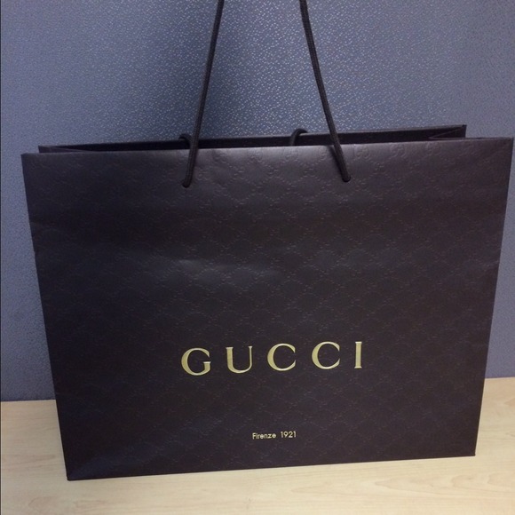 AUTHENTIC GUCCI SHOPPING BAG AND DUST BAG