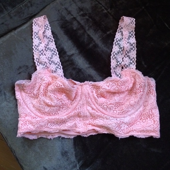 S O L D / / Pins and Needles bralett bundle