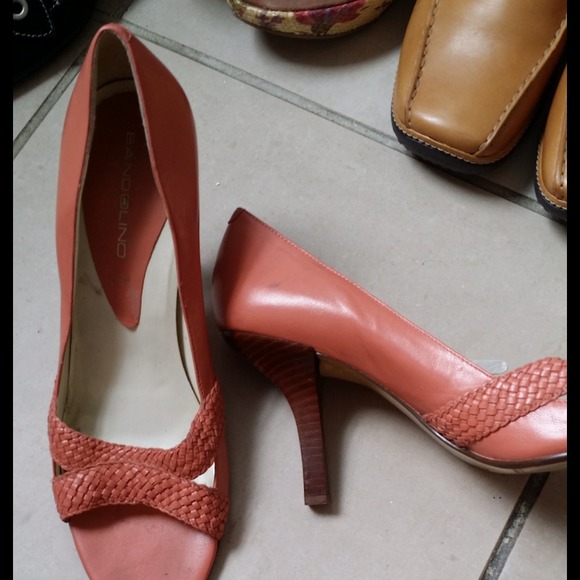 2 pairs of Never worn heels - Picture 3 of 3