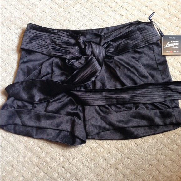 Impulse Other - Back dressy shiny shorts with cuff and belt