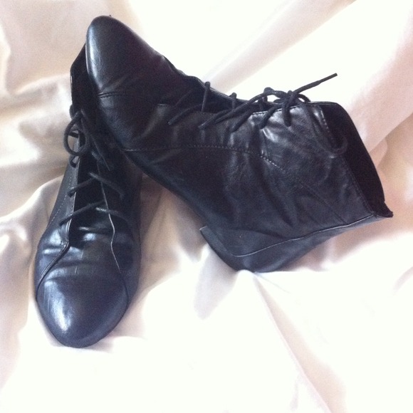 Urban outfitters ankle booties REDUCED PRICE❗️