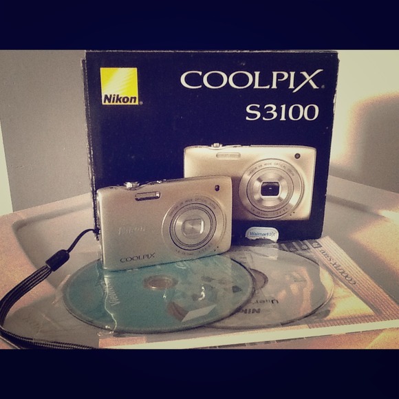 Nikon Coolpix 14MP Digital Camera