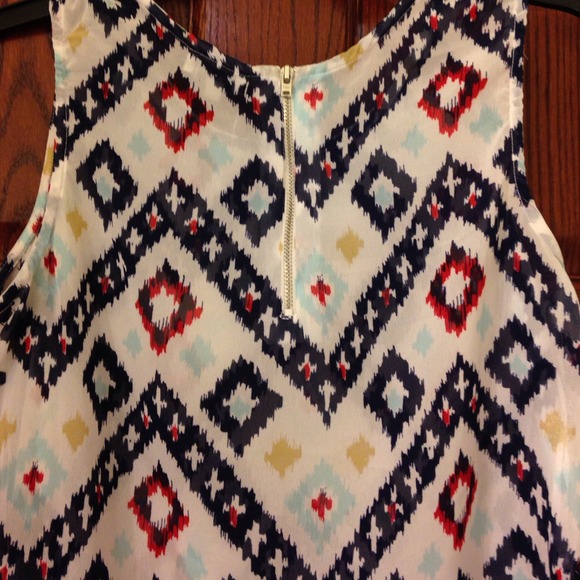 Aztec High-Low top - Picture 2 of 3