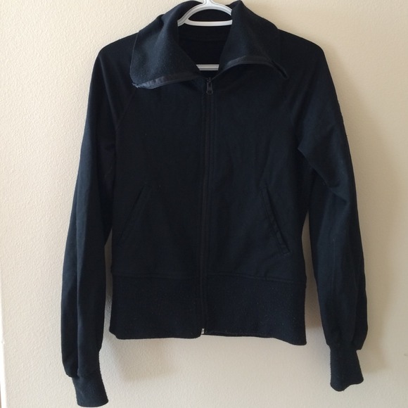 Black lulu lemon zip up