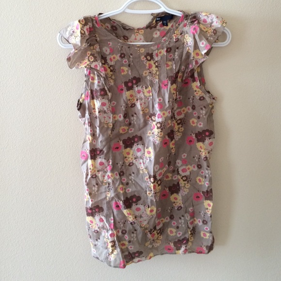 Floral top