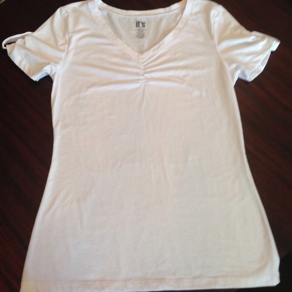 White v neck top