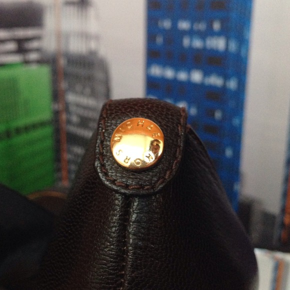 🚫SOLD🚫🚨🚨 Michael Kors Heels🚨🚨 - Picture 3 of 4