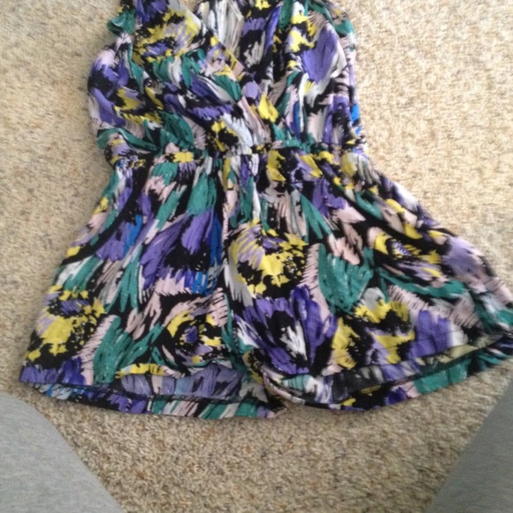 Multicolor romper - Picture 3 of 3