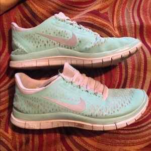 Tiffany blue nikes!