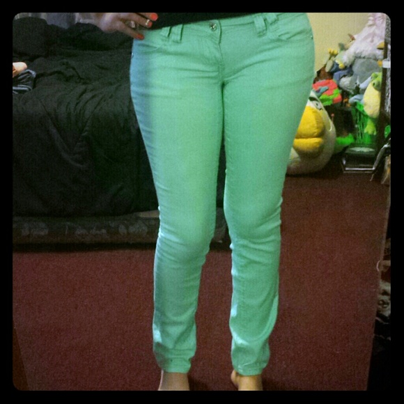 REDUCED!! Mint green pants!