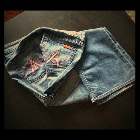 Beautiful pair of Seven jeans