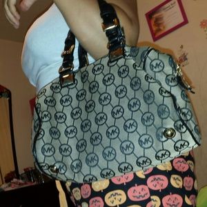 MK satchel bag *reducedprice*