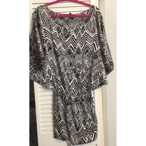 Express black and white dress