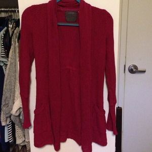 Loose magenta cardigan