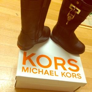 Michael Kors Toddler Girl Brown Boots
