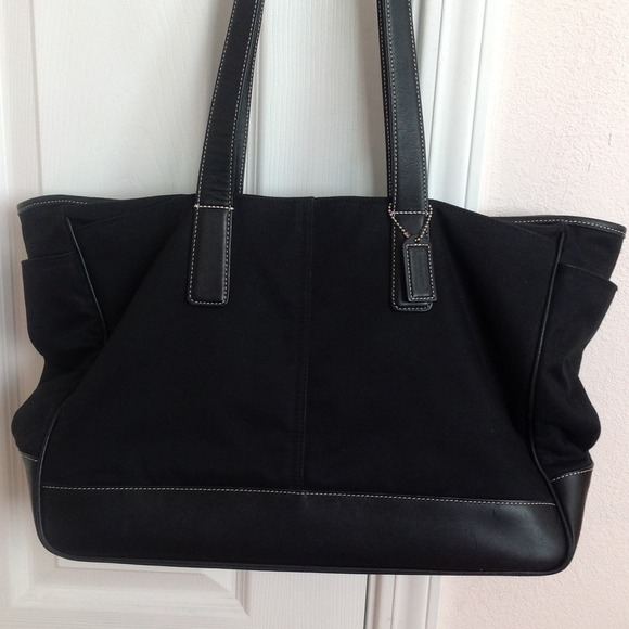 Sold on Tradesy - Coach "All around" bag - Picture 2 of 4